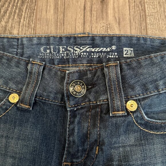 Vintage Y2K Guess Women's Blue Denim Jean Shorts - Size 27 - Picture 4 of 5